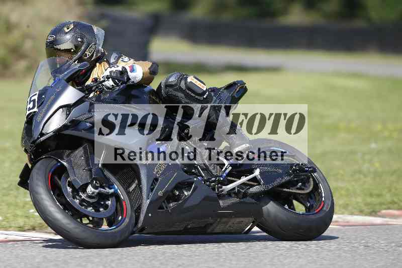 /44 09.08.2025 Plüss Moto Sport ADR/Freies Fahren/85